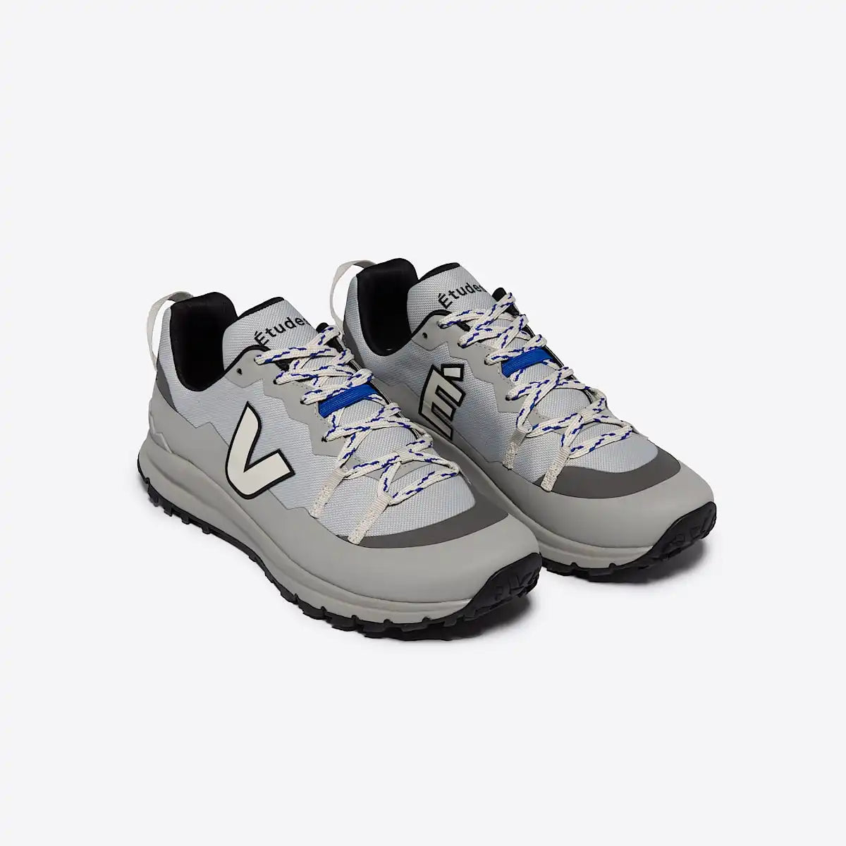 VEJA X ÉTUDES SHARK